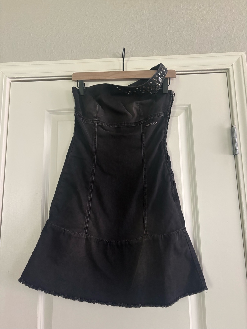 Liu Jo Y2K dark wash Denim Dress with Studded Neckline Size Small/ IT 40